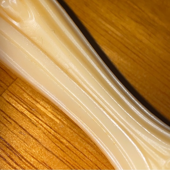 Bircraft Plastic Praying Madonna Lucite Base Hand Carved Red Rose handcrafted - Picture 8 of 12